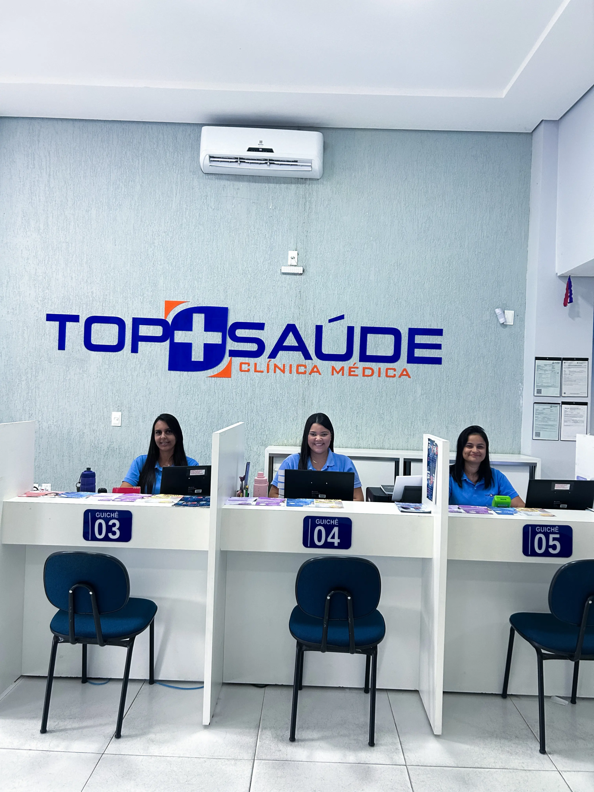 Recepção da Top+ Saúde Clínica Médica em Fortaleza — atendimento humanizado e preço popular
